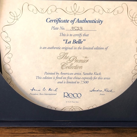 SANDRA KUCK La Belle And La Beau LARGE Plates THE PREMIER COLLECTION set of 2 - Picture 5 of 6